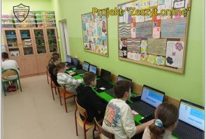 Powiększ obraz: 1 (3)