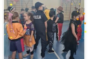 Powiększ obraz: 101 (1)