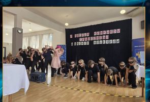 Powiększ obraz: 13
